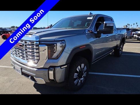 Used 2024 GMC Sierra 2500 Denali w/ Denali Reserve Package image 2
