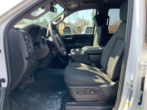 New 2026 Chevrolet Silverado 2500 Custom w/ Custom Value Package AWD/4WD image 10