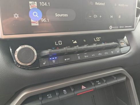 Used 2024 Toyota Tundra Limited w/ TRD Off-Road Package image 15