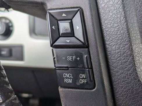 Used 2017 Chrysler 300 S AWD/4WD image 14