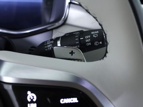 Used 2025 Jaguar F-PACE R-Dynamic S image 24