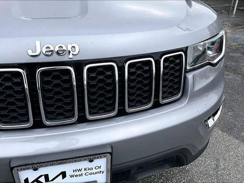 Used 2021 Jeep Grand Cherokee Laredo X AWD/4WD image 26