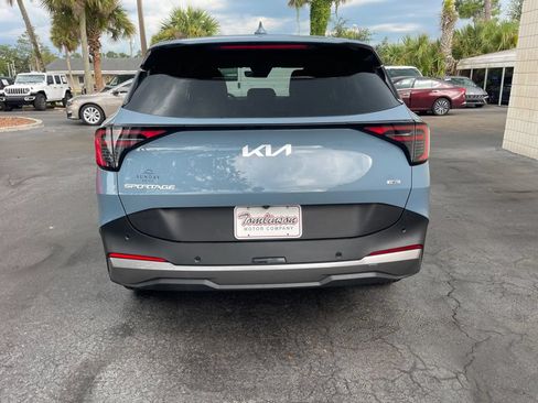 Used 2026 Kia Sportage S AWD/4WD image 4
