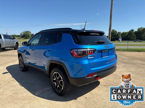 Certified 2025 Jeep Compass Trailhawk AWD/4WD image 5