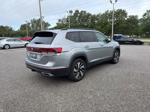 Used 2025 Volkswagen Atlas SE AWD/4WD image 5