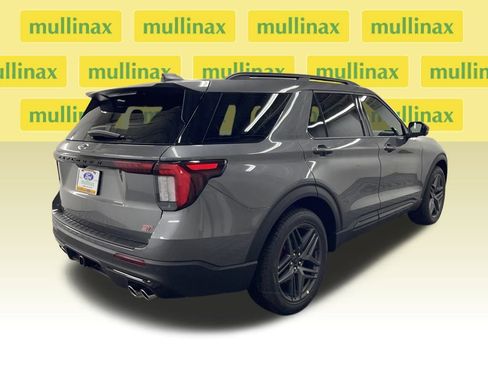 New 2026 Ford Explorer ST image 4