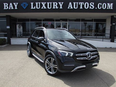 Used 2020 Mercedes-Benz GLE 450 4MATIC w/ MBUX Technology Package image 1
