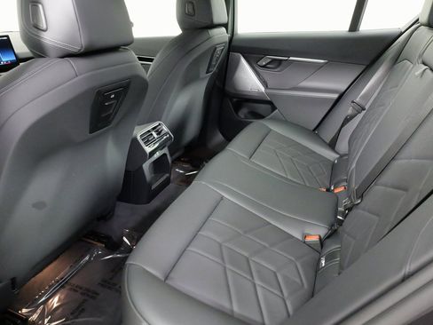 Used 2024 BMW 530i image 40