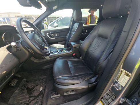 Used 2019 Land Rover Discovery Sport HSE AWD/4WD image 10
