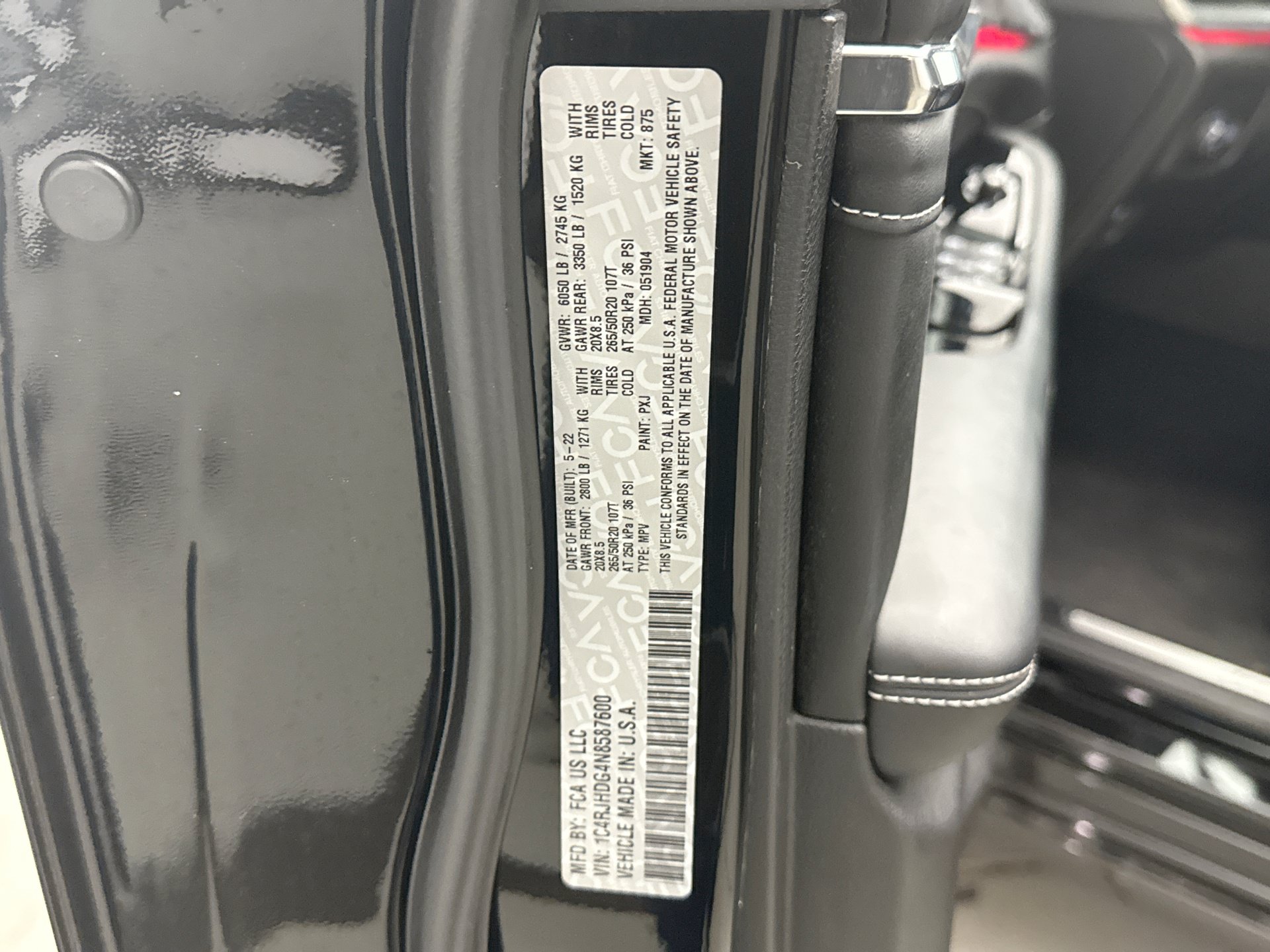 Used 2022 Jeep Grand Cherokee Overland AWD/4WD image 11