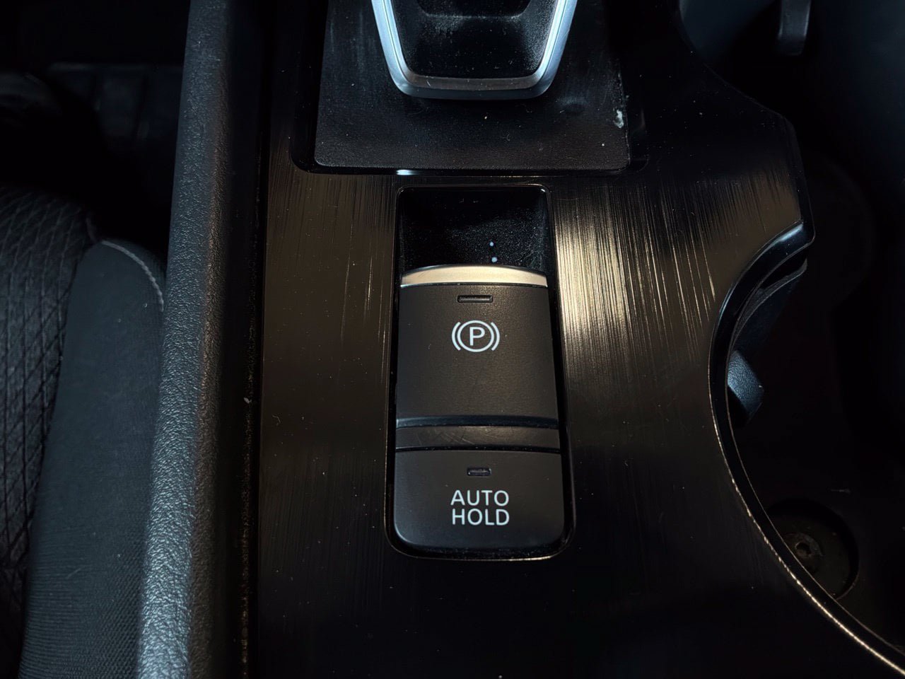 Used 2025 Nissan Rogue SV FWD image 26