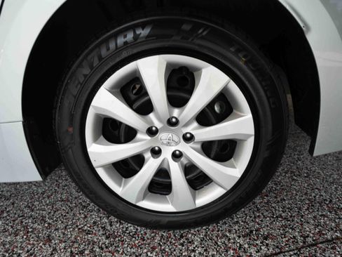 Used 2025 Toyota Corolla LE FWD image 28