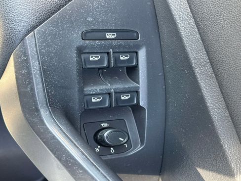 Used 2019 Volkswagen Jetta R-Line image 18