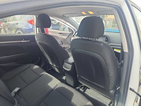 Used 2019 Hyundai Elantra SE w/ Cargo Package image 11