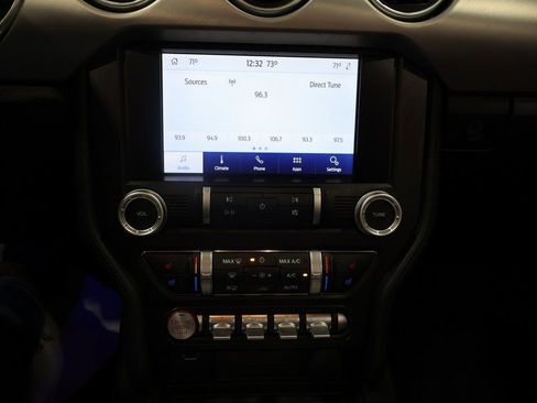Used 2020 Ford Mustang Premium image 26