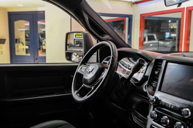 Used 2024 RAM 3500 Tradesman w/ Chrome Appearance Group AWD/4WD image 13