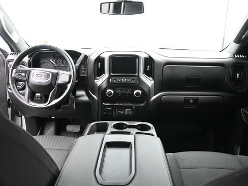 Used 2021 GMC Sierra 2500 4x4 Crew Cab w/ Convenience Package image 14