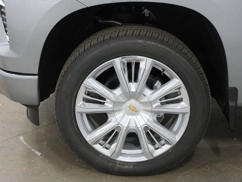 New 2026 Chevrolet Silverado 1500 High Country AWD/4WD image 68