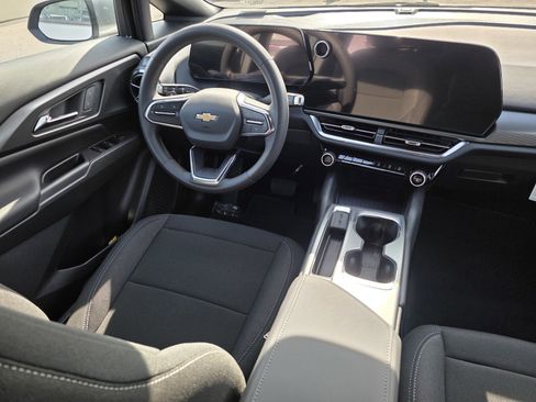 New 2026 Chevrolet Equinox EV LT image 19