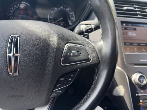 Used 2019 Lincoln MKC Reserve w/ MKC Climate Package AWD/4WD image 11