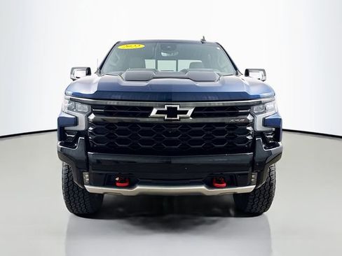 Used 2022 Chevrolet Silverado 1500 ZR2 w/ Technology Package image 2