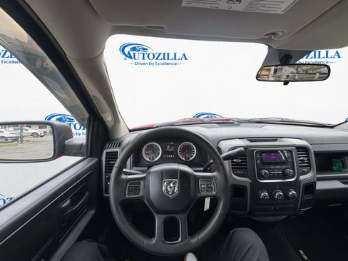 Used 2014 RAM 1500 Express RWD image 9