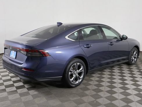 Used 2023 Honda Accord EX image 9
