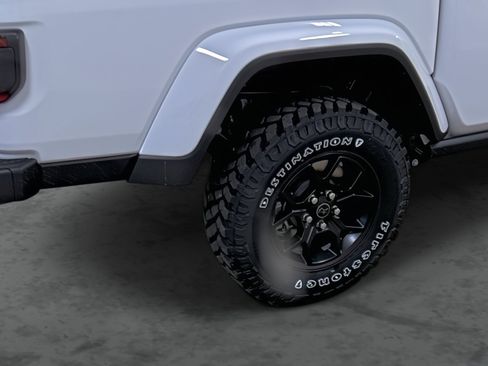 New 2026 Jeep Gladiator Willys image 12