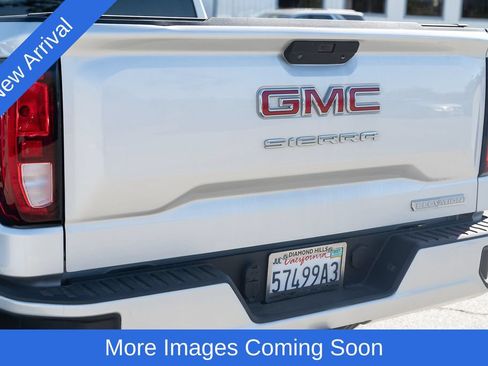 Used 2020 GMC Sierra 1500 Elevation w/ Elevation Value Package RWD image 11