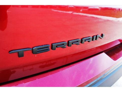 Used 2023 GMC Terrain SLE w/ Driver Convenience Package FWD image 6