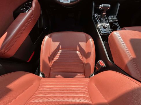 Used 2024 Kia Sportage SX image 14