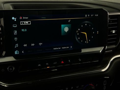 Used 2023 Chevrolet Silverado 1500 LT image 17