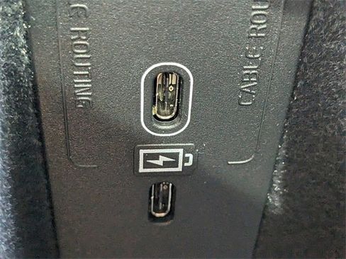 New 2026 Volvo XC60 B5 Plus w/ Protection Package Premier image 25