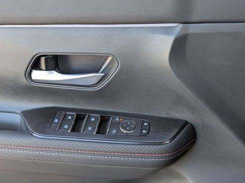 New 2026 Nissan Kicks SR image 19