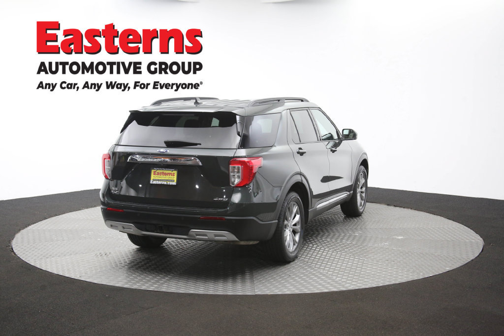 Used 2023 Ford Explorer XLT w/ Equipment Group 202A AWD/4WD image 47