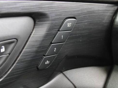 Used 2020 Chevrolet Traverse High Country AWD/4WD image 4