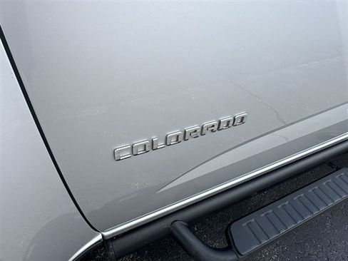 Used 2018 Chevrolet Colorado LT w/ LT Convenience Package AWD/4WD image 29
