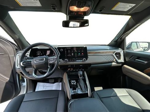 Used 2026 GMC Canyon Denali AWD/4WD image 23