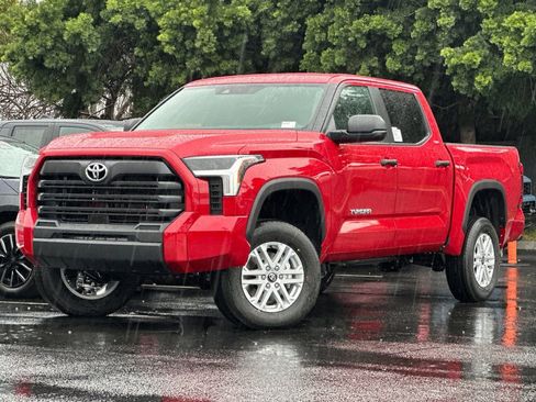 New 2026 Toyota Tundra SR5 image 2