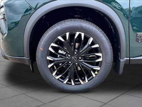 New 2026 Nissan Rogue SV FWD image 9