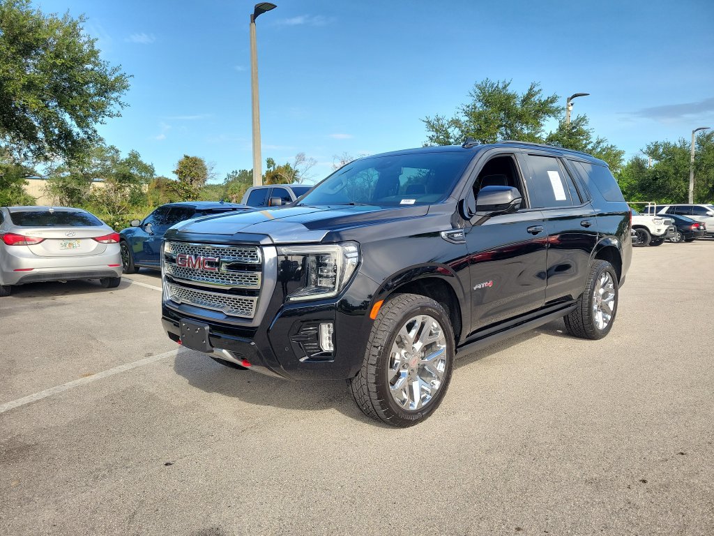 Used 2023 GMC Yukon AT4 w/ AT4 Premium Package AWD/4WD image 32