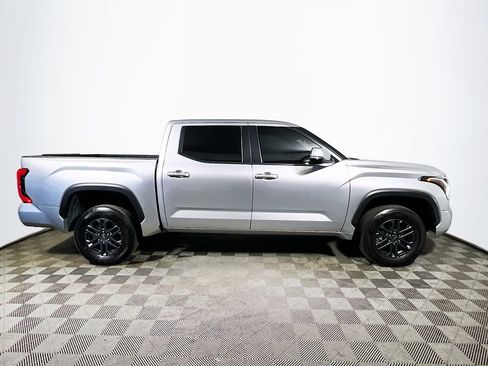 Used 2025 Toyota Tundra SR5 w/ SR5 Convenience Package AWD/4WD image 9