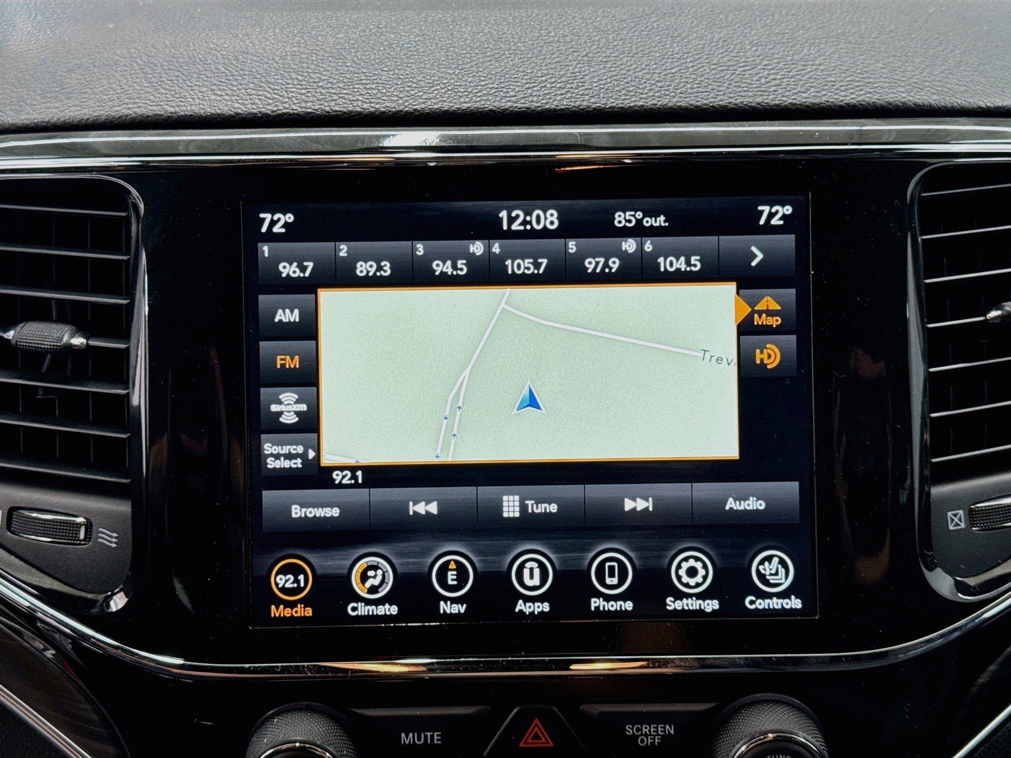 Used 2021 Jeep Grand Cherokee Limited RWD image 22