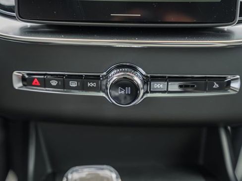 New 2026 Volvo XC90 T8 Ultra image 23