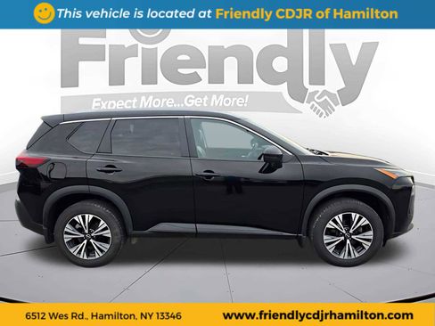 Used 2022 Nissan Rogue SV w/ SV Premium Package image 4