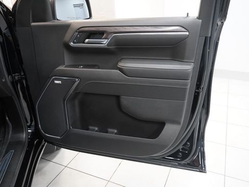 Used 2024 Chevrolet Silverado 1500 LTZ w/ LTZ Premium Package AWD/4WD image 28