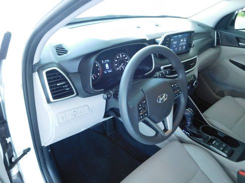 Used 2019 Hyundai Tucson SE AWD/4WD image 14