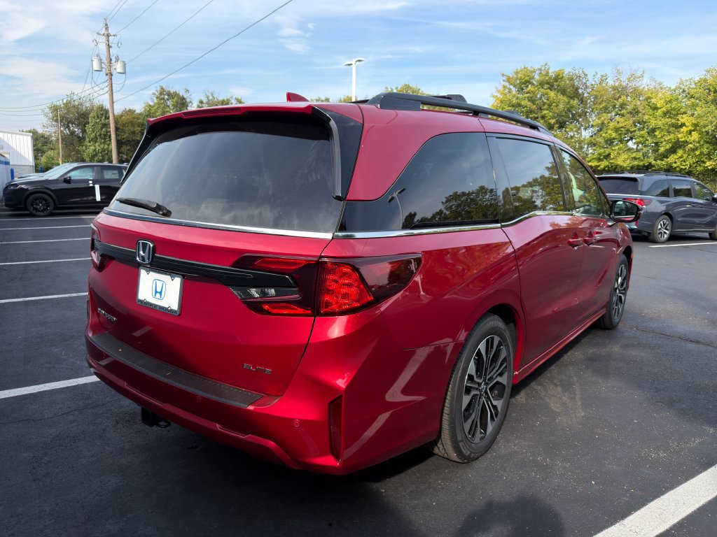 New 2027 Honda Odyssey Elite image 5