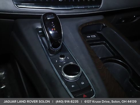 Used 2022 Cadillac Escalade Sport Platinum w/ LPO, ONYX Package AWD/4WD image 27