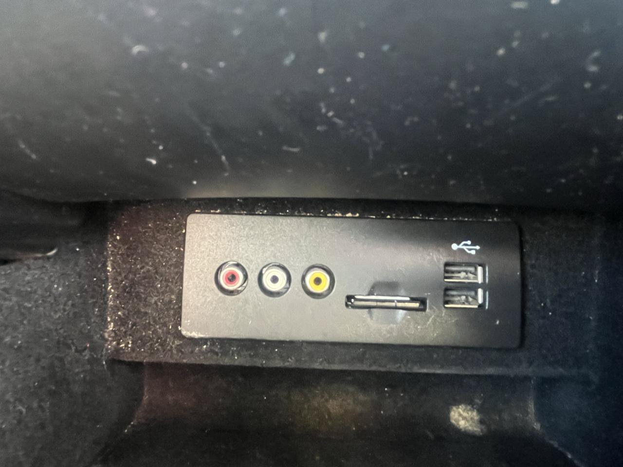 Used 2011 Lincoln MKX AWD w/ Sight & Sound Pkg image 12
